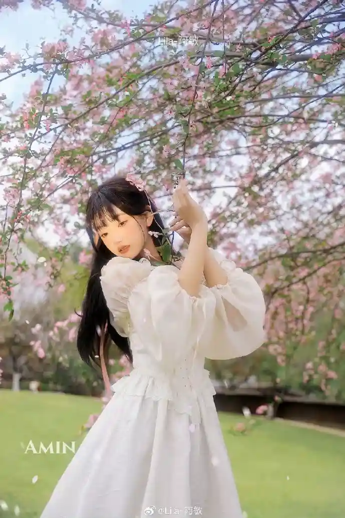 下载机器人工作流程示意图